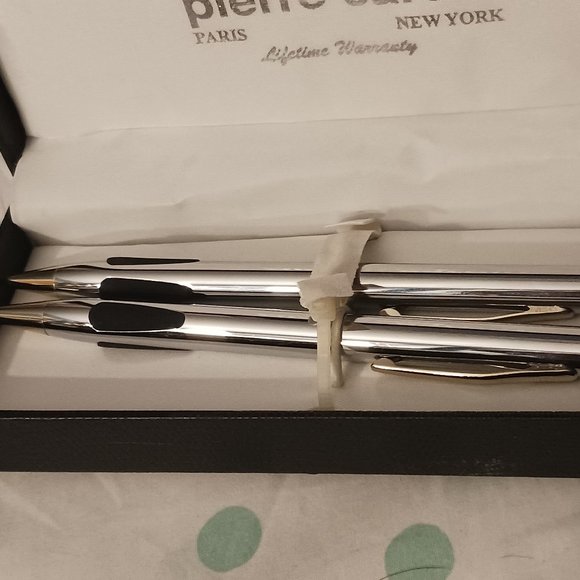 NWT! PIERRE CARDIN PEN & MECHANICAL PENCIL SET - Picture 1 of 7